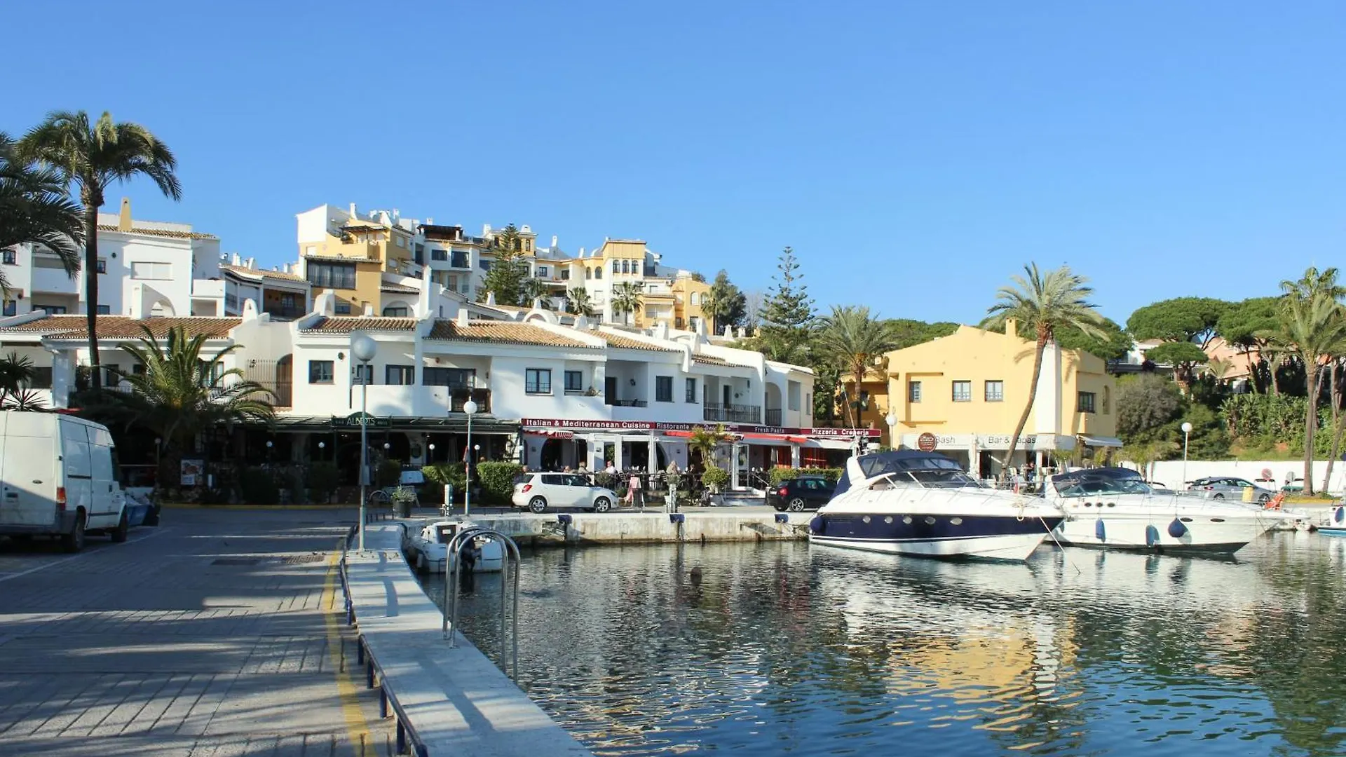 2 Bed Garden Apartment Las Mimosas Cabopino Marbella