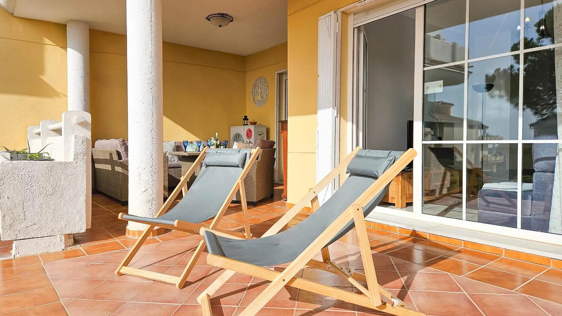 2 Bed Garden Apartment Las Mimosas Cabopino Marbella