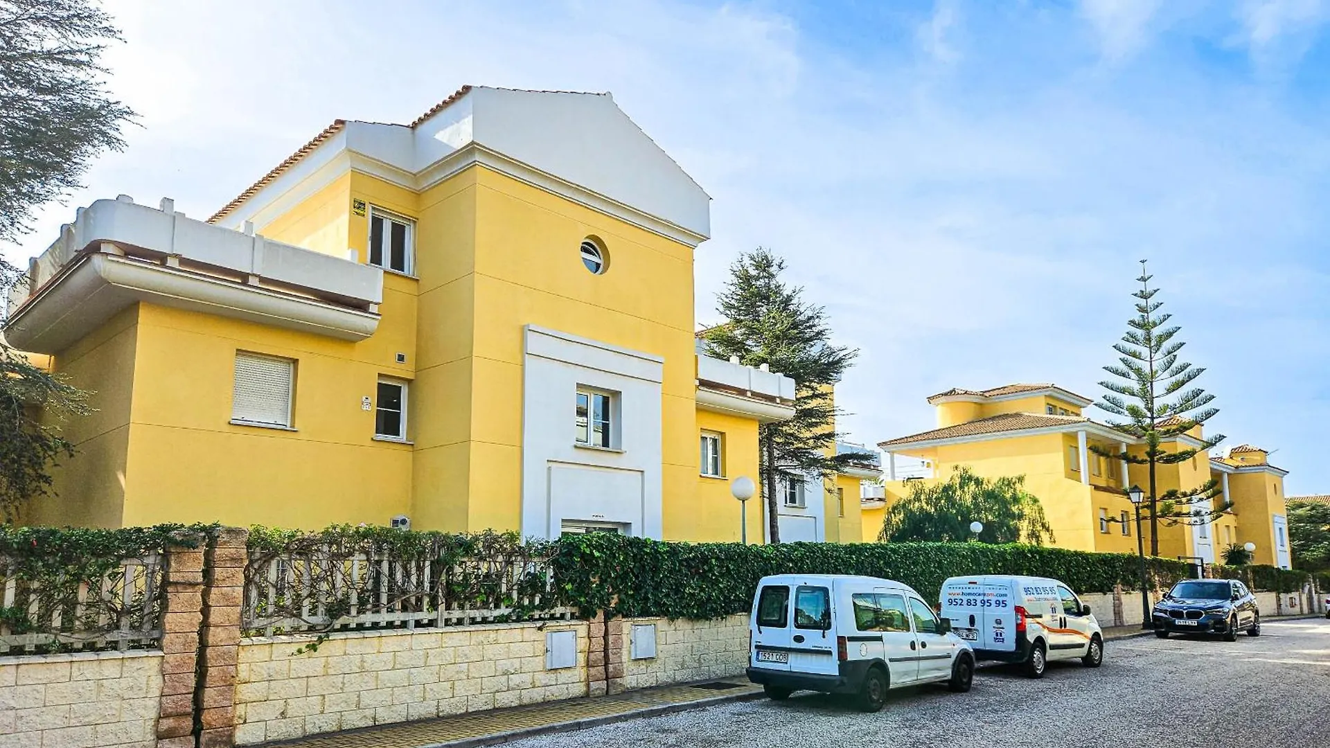 2 Bed Garden Apartment Las Mimosas Cabopino 马尔韦利亚
